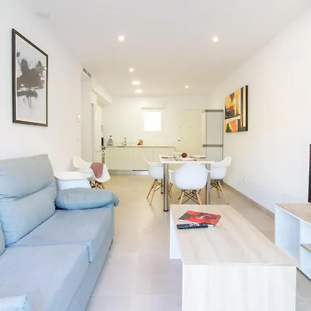 3 Bedroom Beautiful In Дения